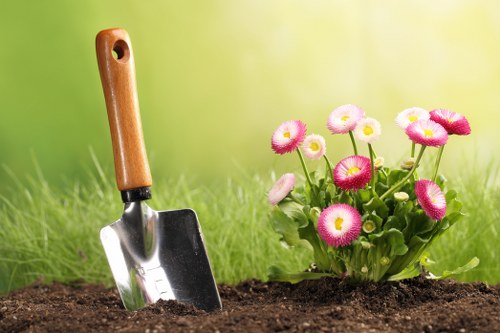 Graphic showing accessibility request support for Gardeners Hoxton users